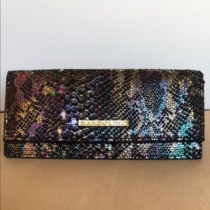 Bandolino wallet
